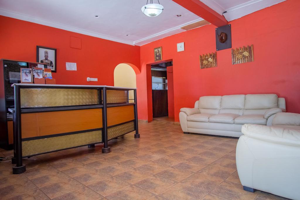 Jinja Safari Hotel Exterior photo