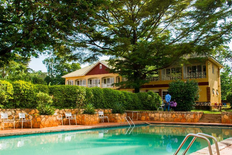 Jinja Safari Hotel Exterior photo